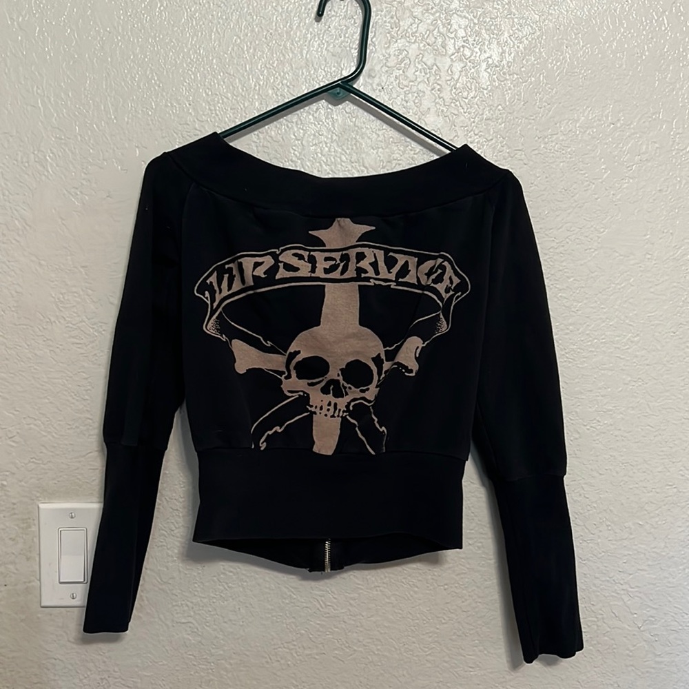 Off shoulder lip service sweater